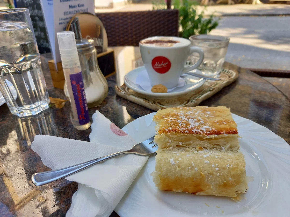 Topfenstrudel