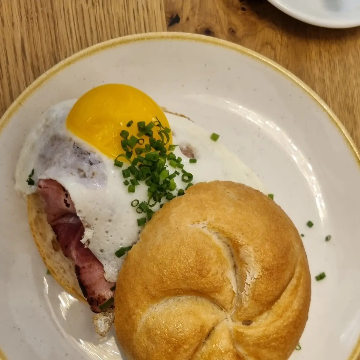 Oma Ströcks Frühstückssemmel