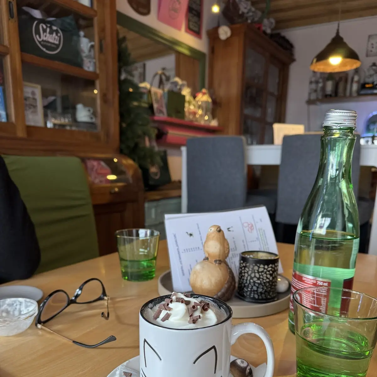 Ciocolată Caldă Cu Frișcă