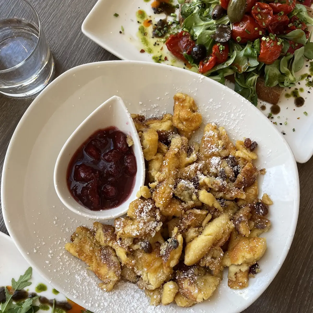 Hausgemachter Kaiserschmarrn