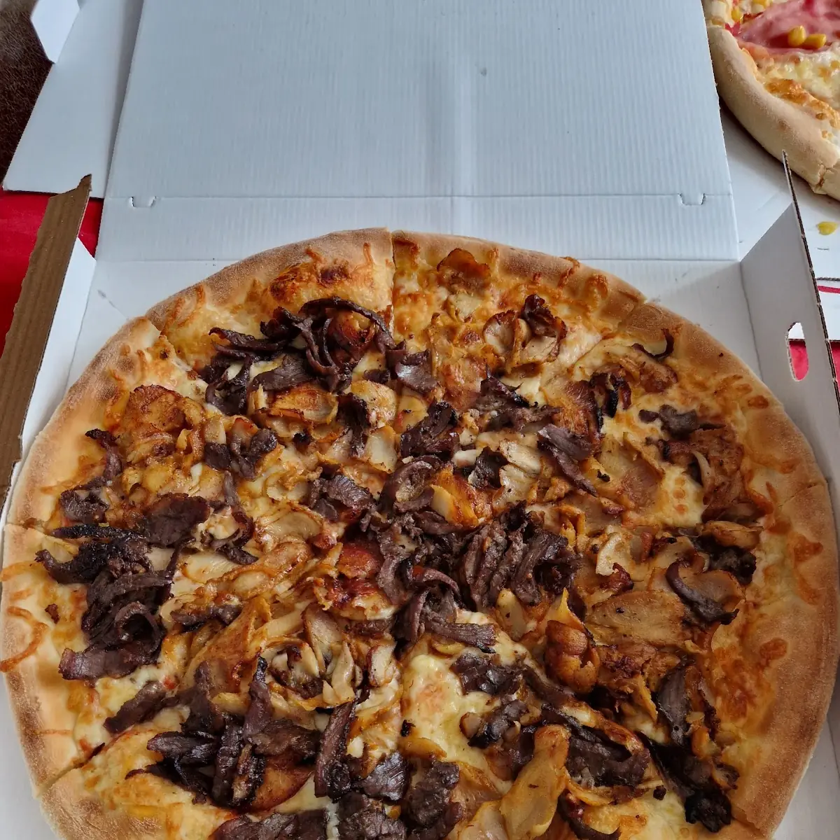 Pizza Mit Doner Fleisch