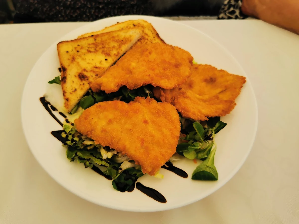 Backhendl Salat