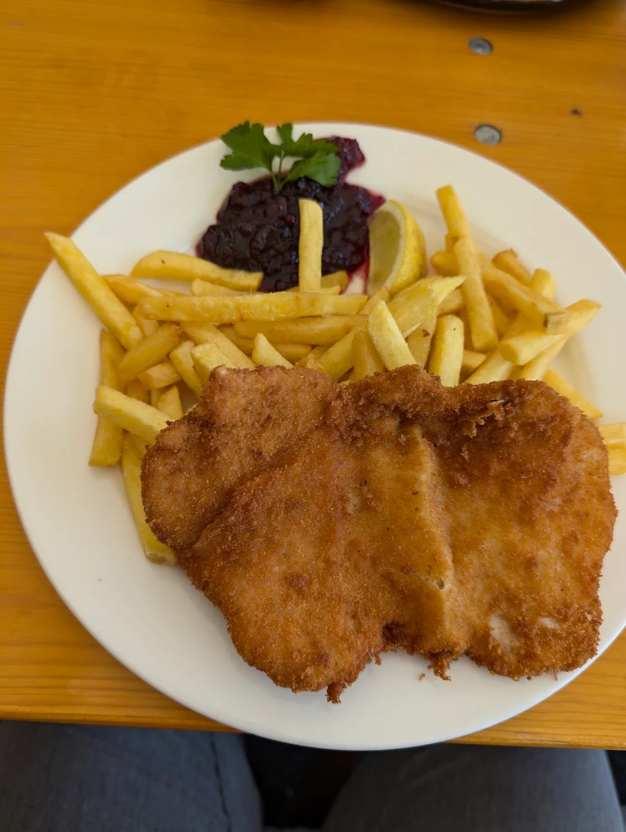 Cordon Bleu Mit Pommes