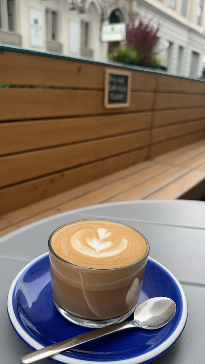 Flat White