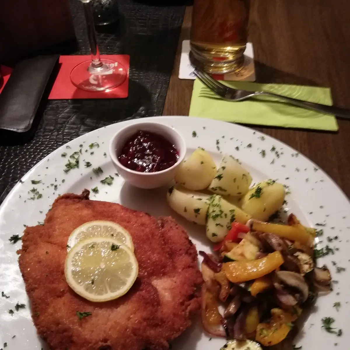 Surcordonpleu Mit Beilagen