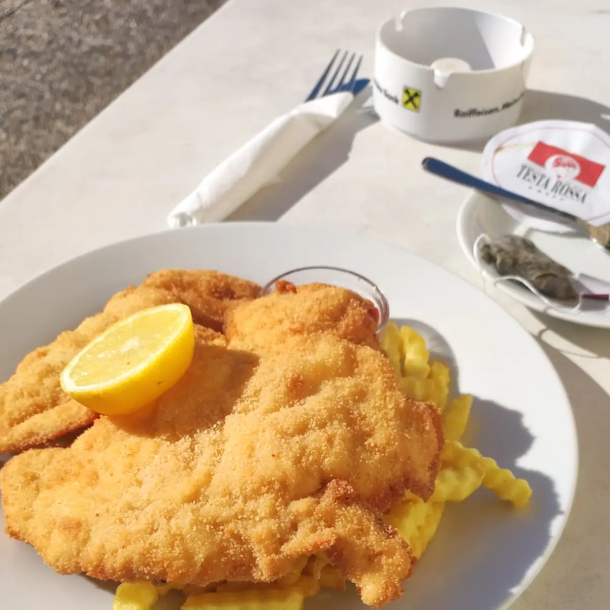 Putenschnitzel Mit Pommes