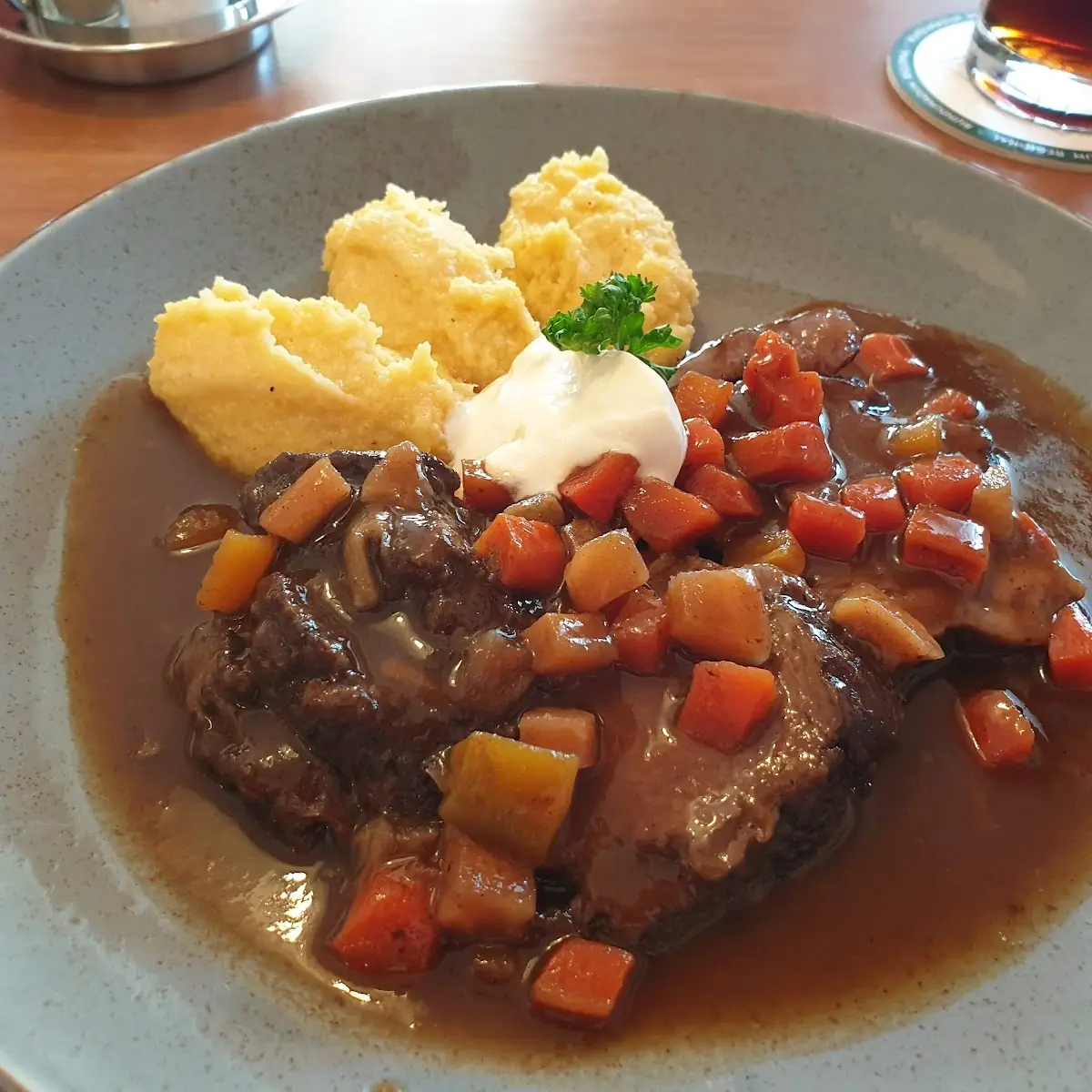 Geschmorte Kalbsbäckchen