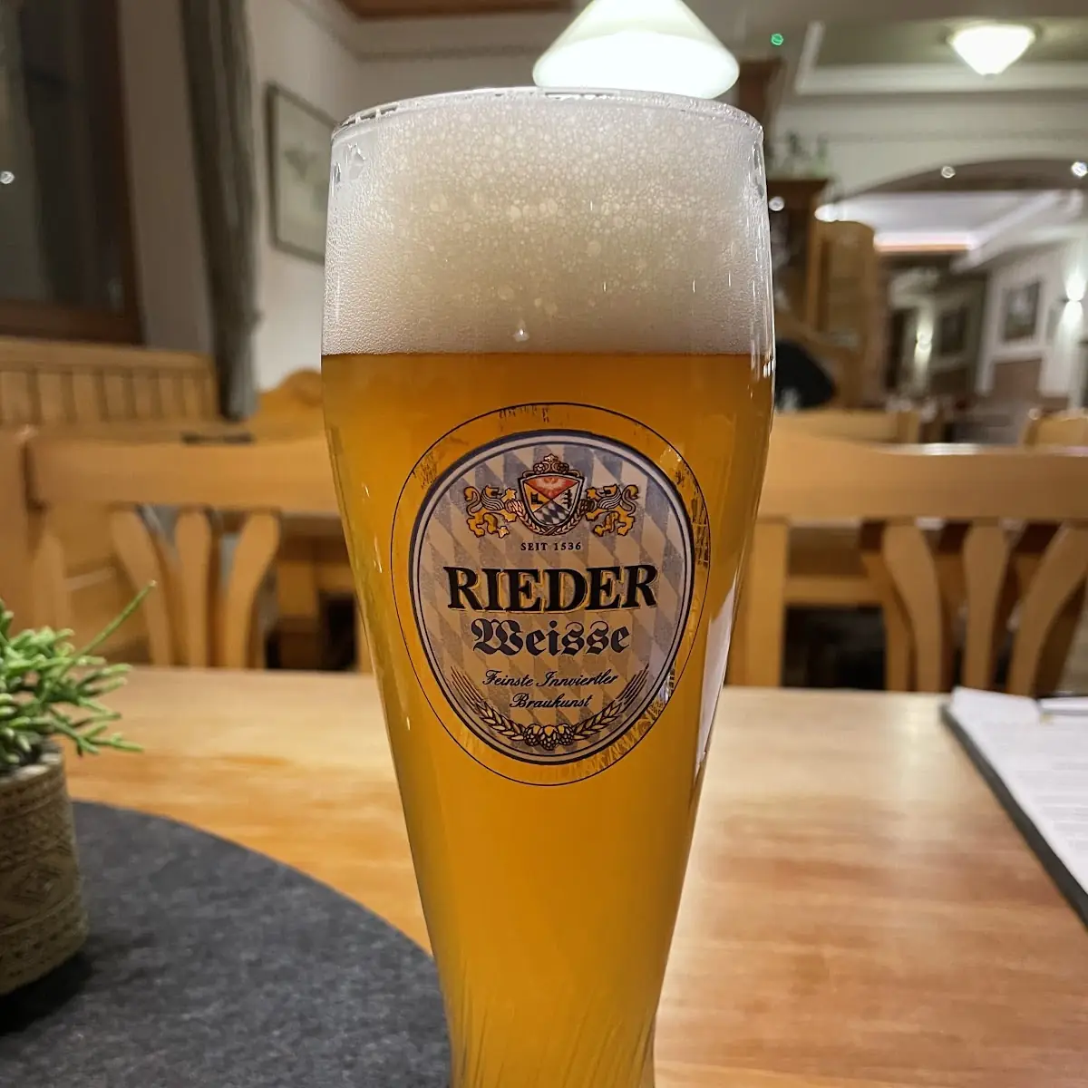 Hefeweizen Helles Bier