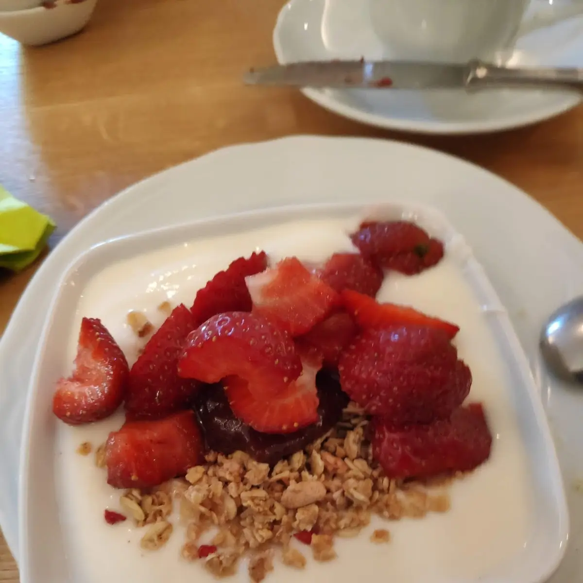 Müsli Mit Frischen Früchten