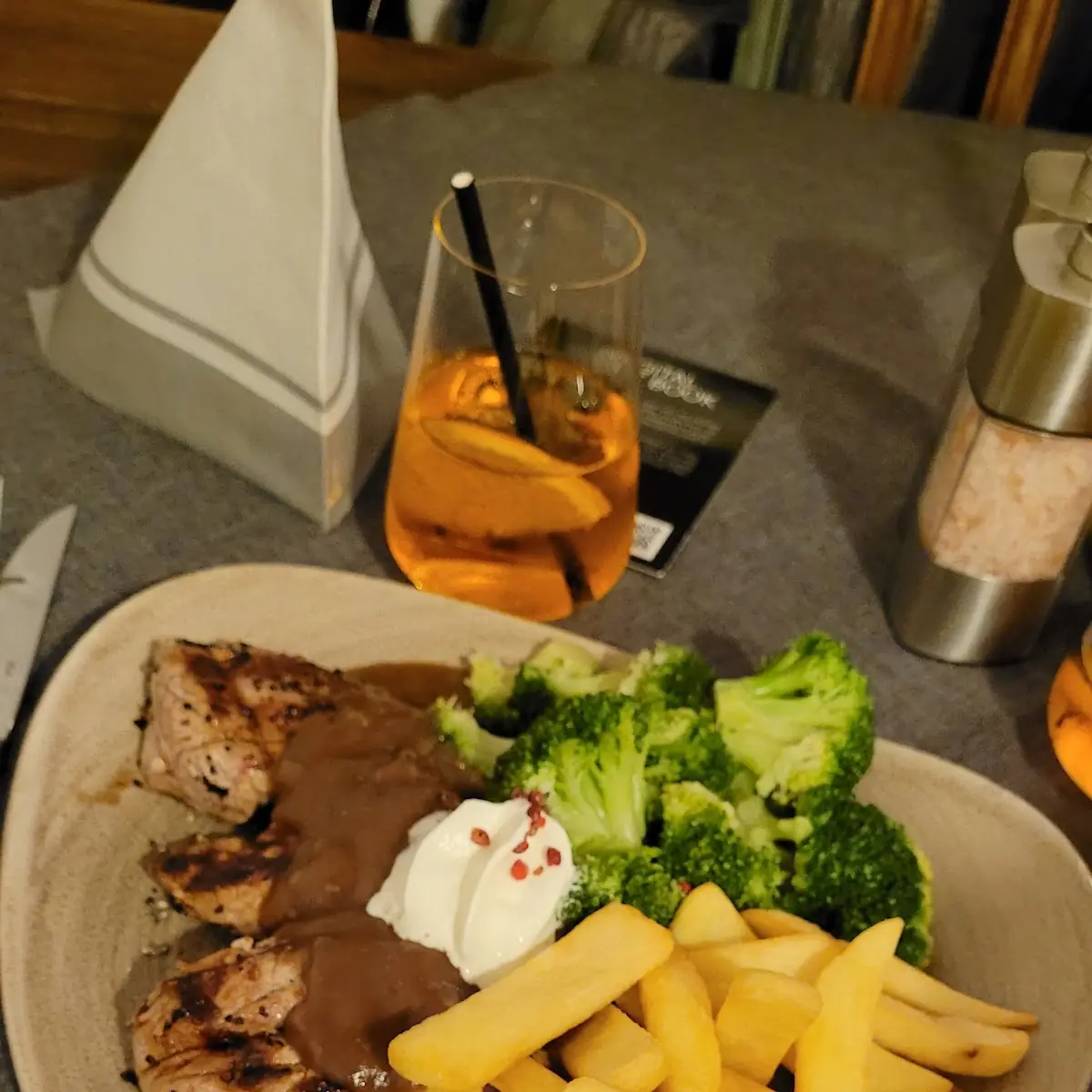 Grilled Pork with Pepper Sauce