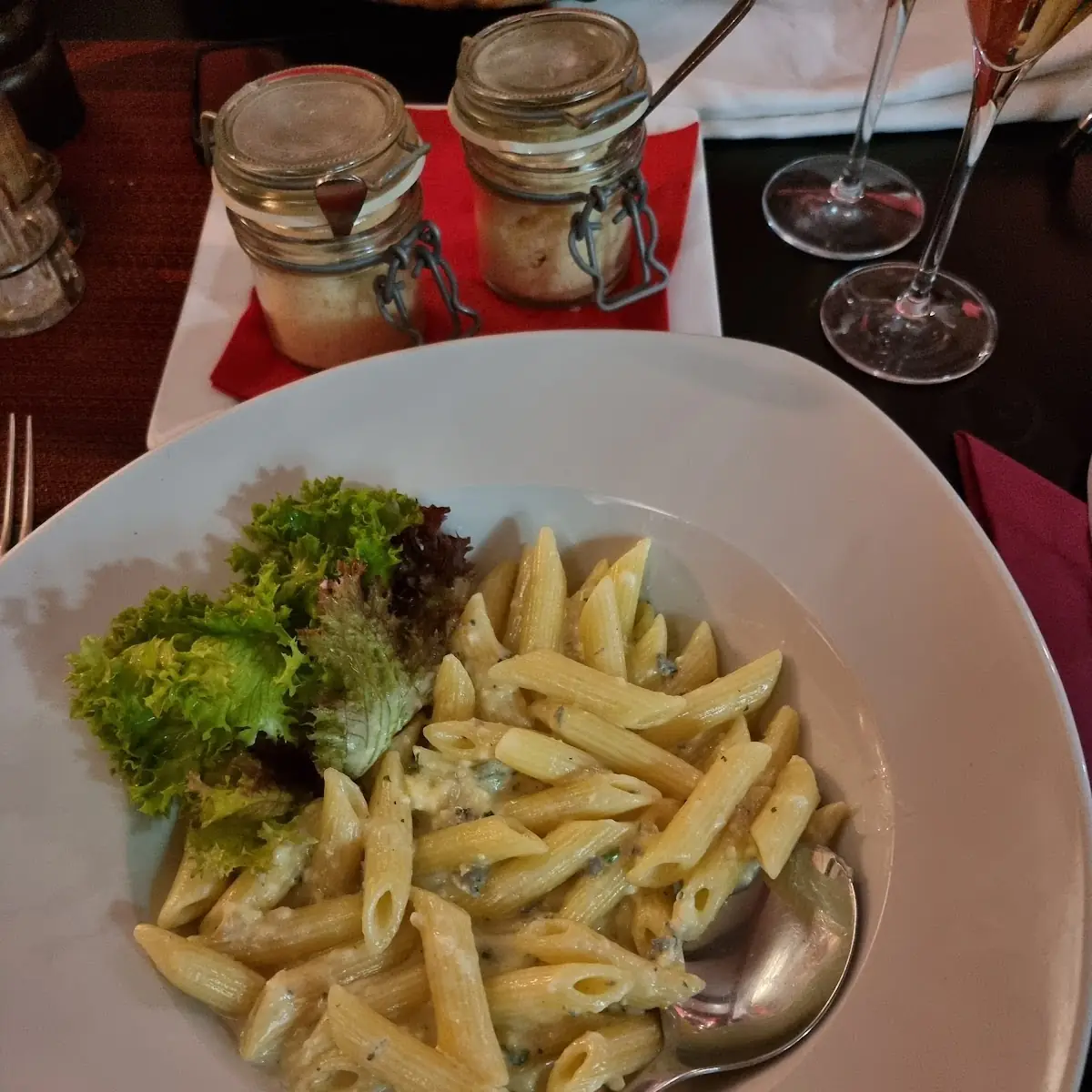 Penne Quadro Formagi