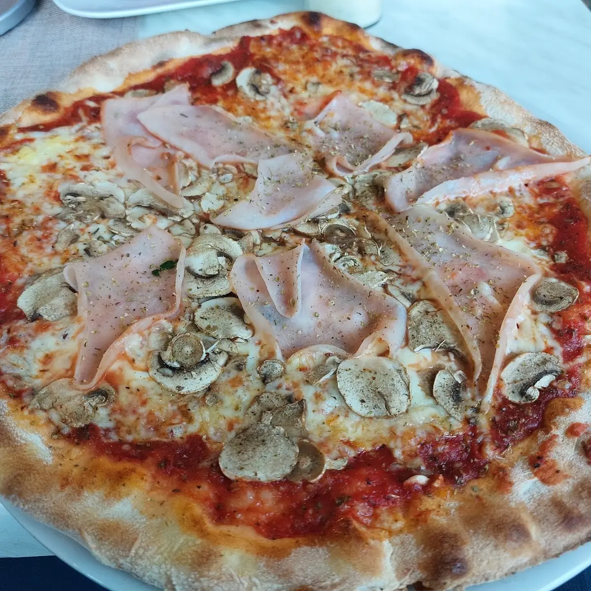 Prosciutto Funghi
