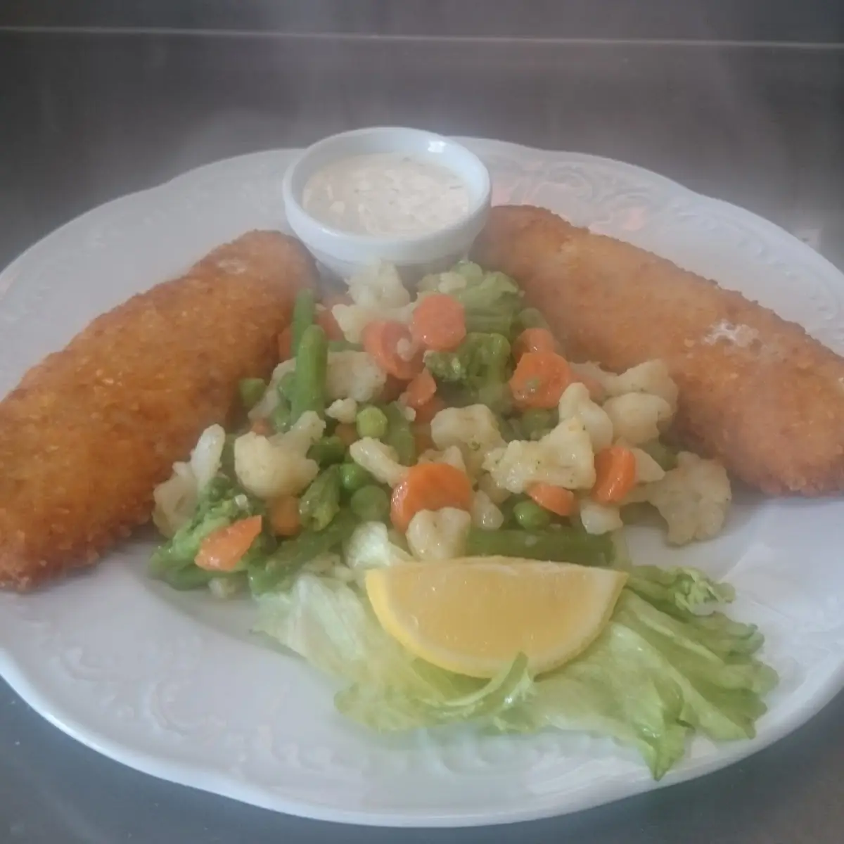 Seelachsfilet Mit Gemüse, Pizzeria-Ristorante Danijele