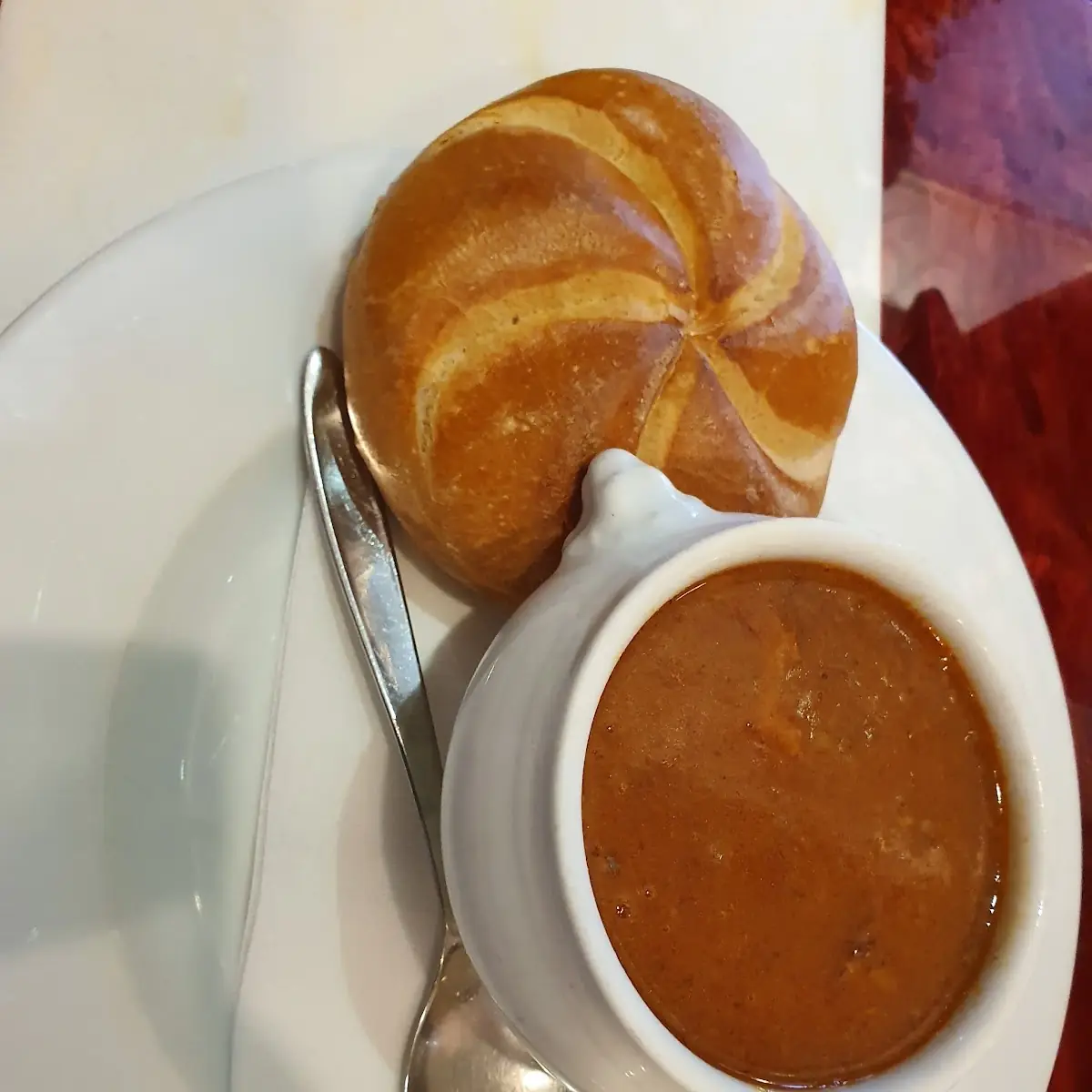 Gulasch Suppe