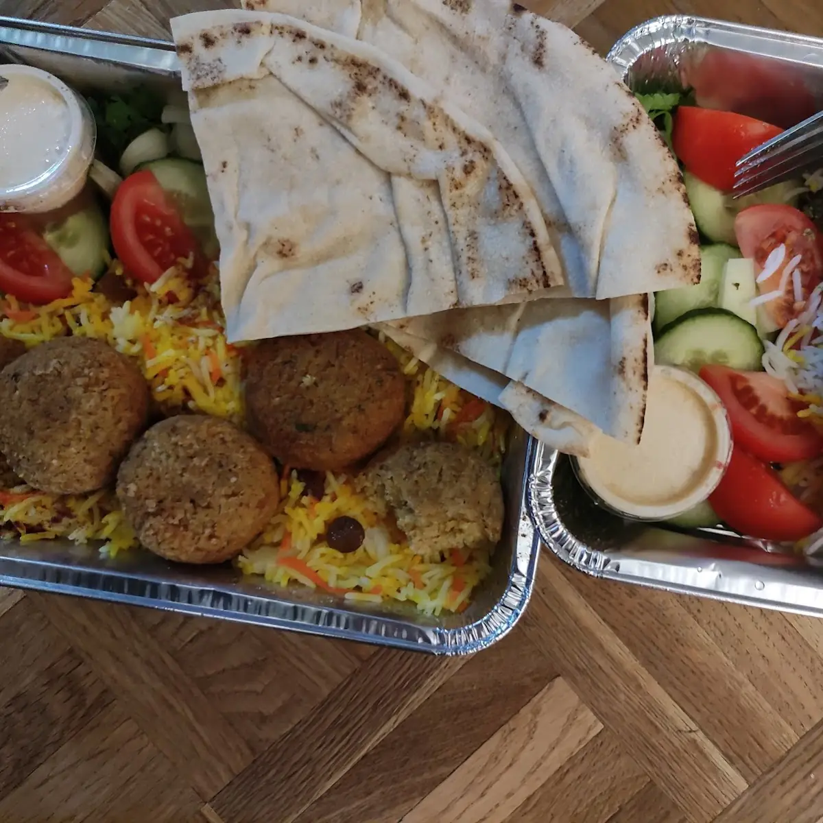 Falafel Und Kräuter-omelettes