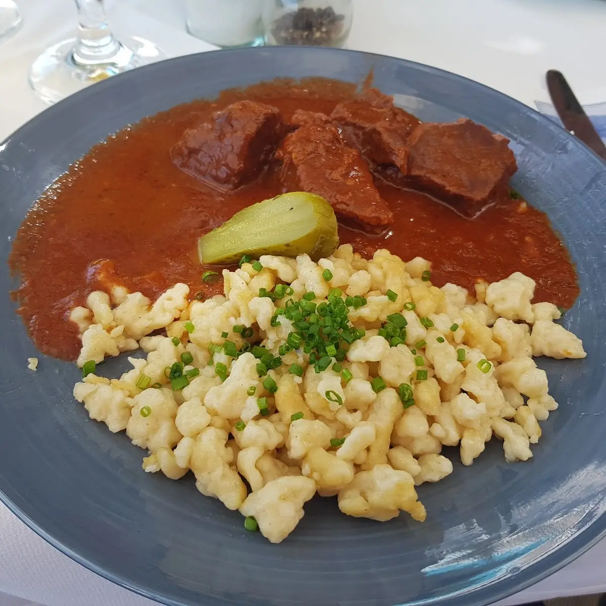 Gulasch Mit Spätzle
