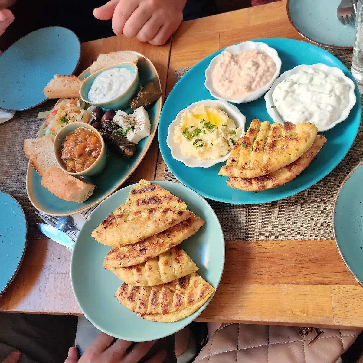 Sauce Variation with Pita Bread