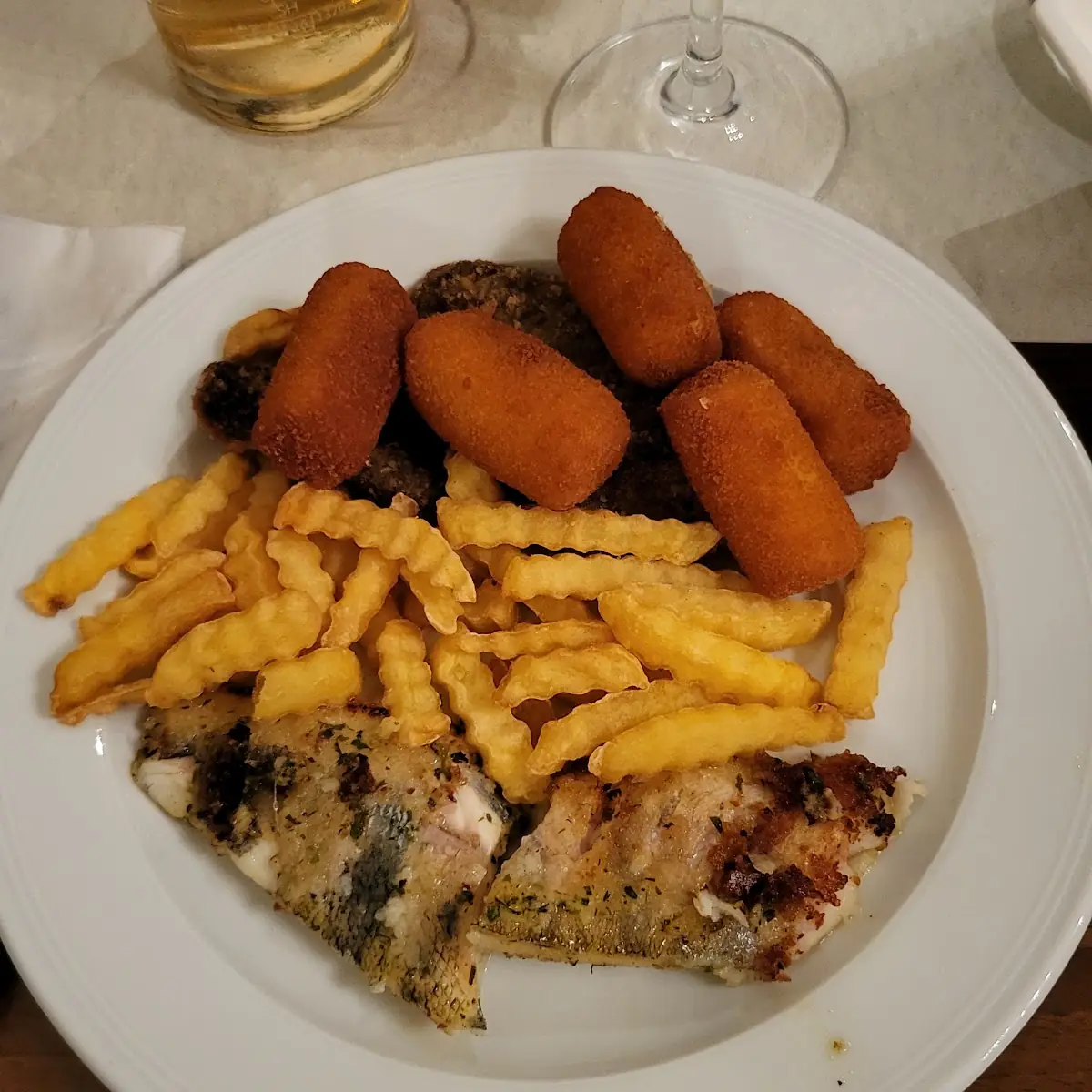Zanderfilet Mit Kroketten