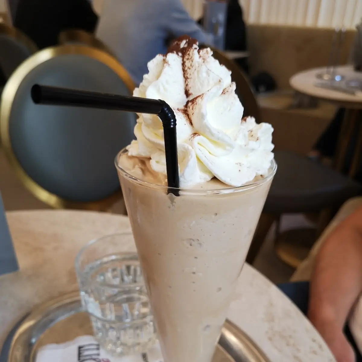 Gerührter Eiskaffee