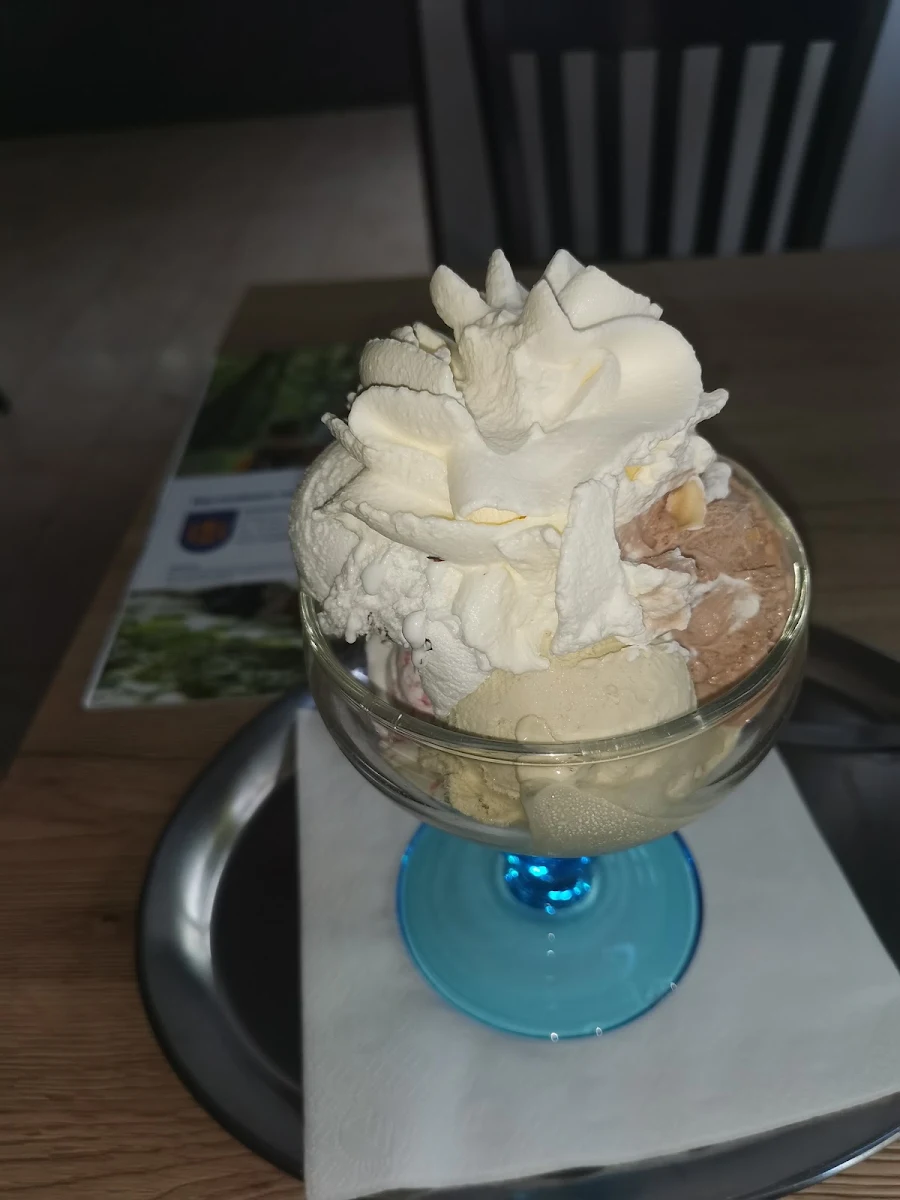 Gemischtes Eis Mit Schlag