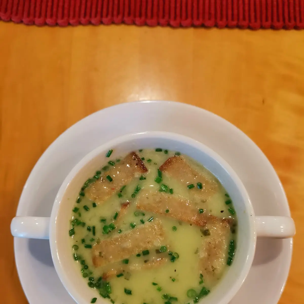 Spargelchremsuppe