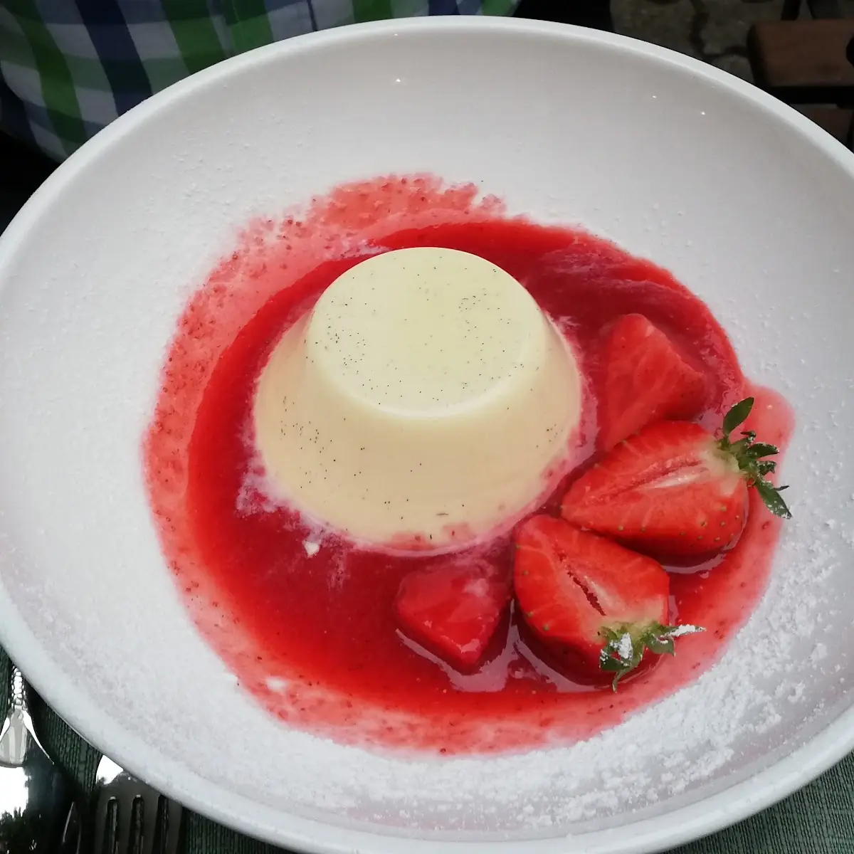 Panna Cotta Mit Erdbeeren
