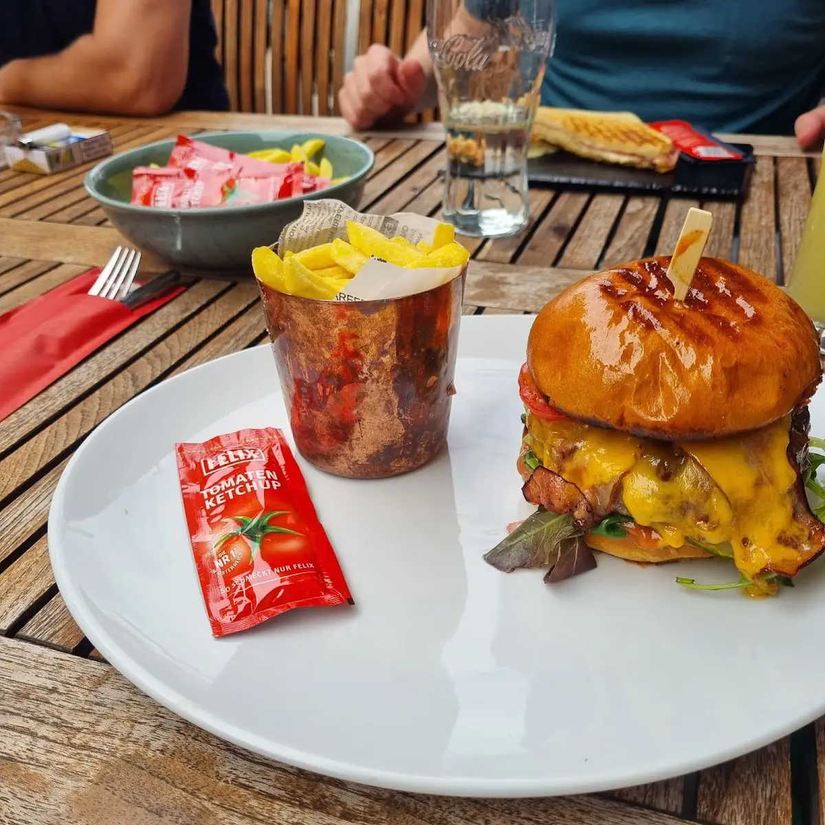 Oide Donau Burger