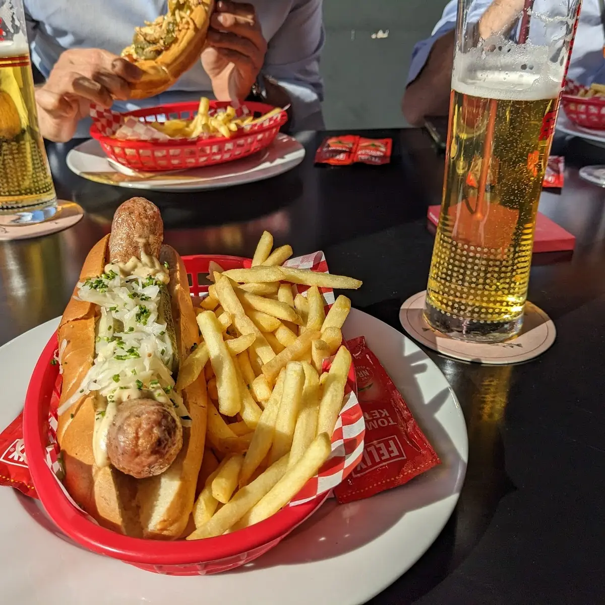 Scharfer Hotdog