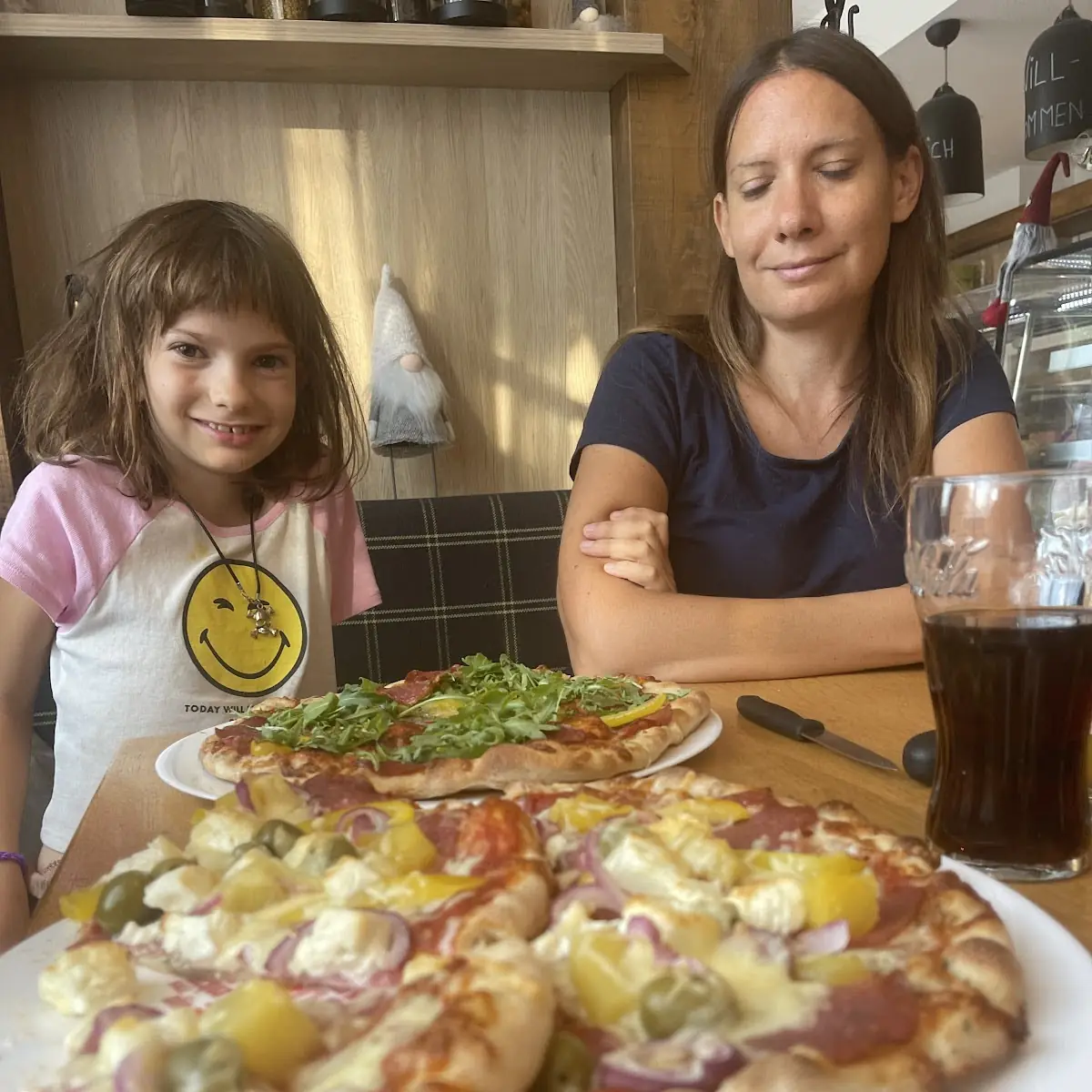 Pizza Mit Selbst Arrangiertem Belag