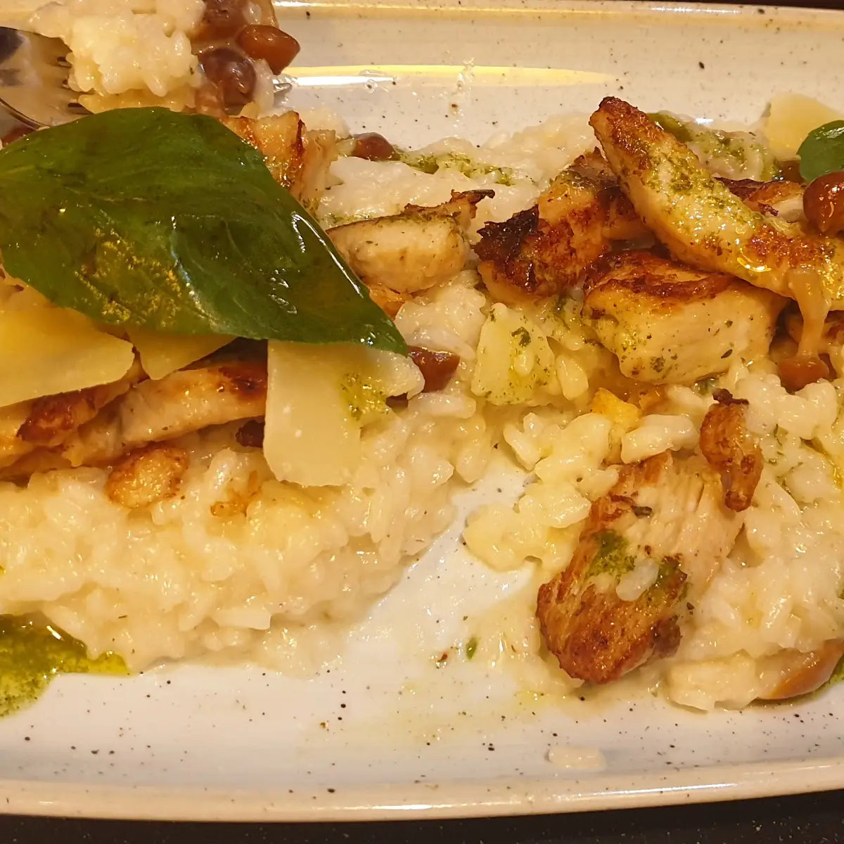 Risotto Mit Steinpilzen Und Hühnchen