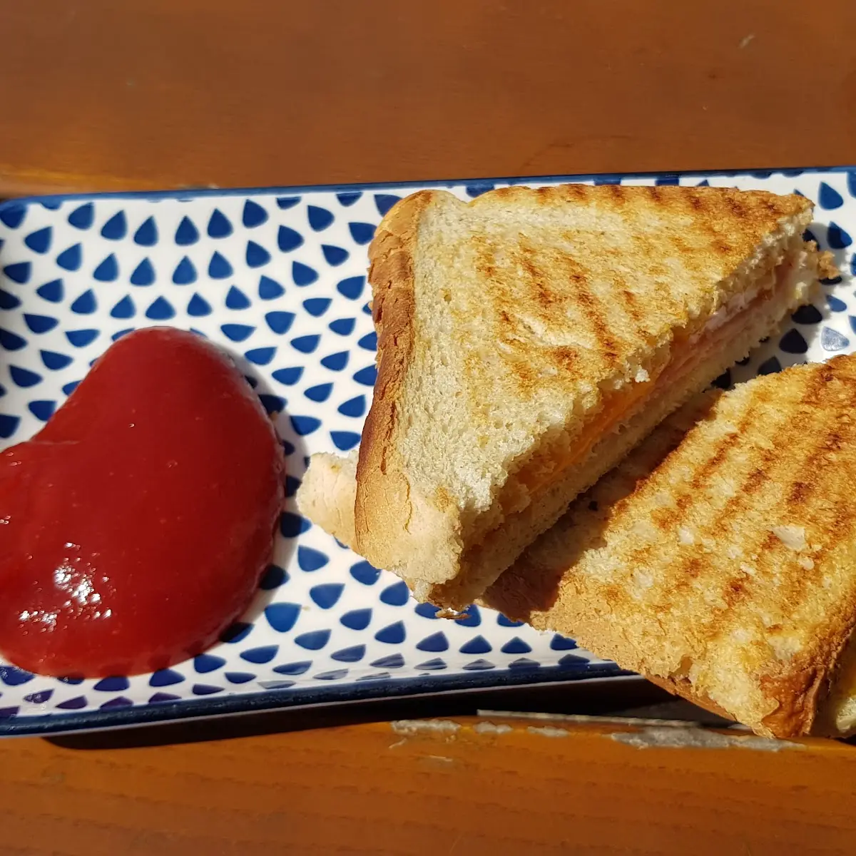 Schinkenkäsetoast