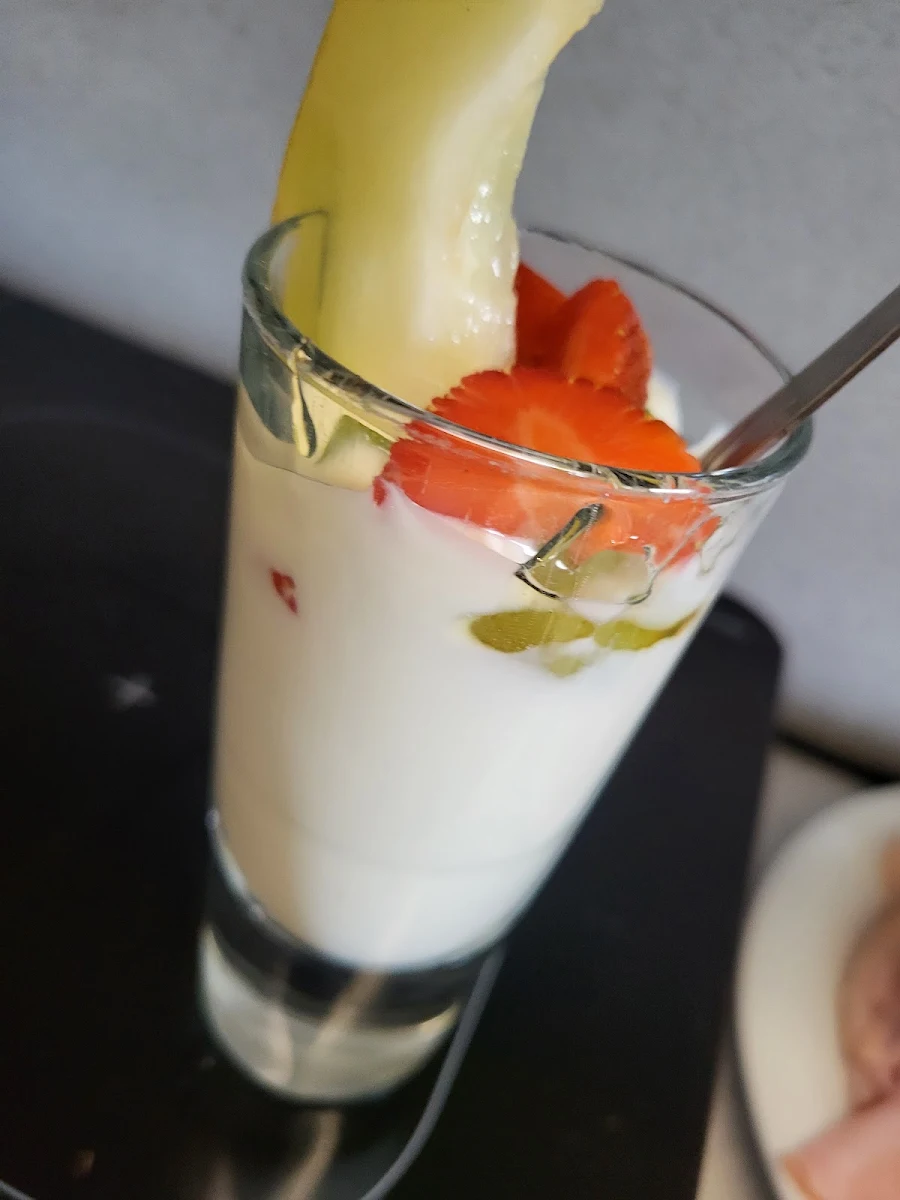 Griechischer Joghurt Mit Honig Und Früchte