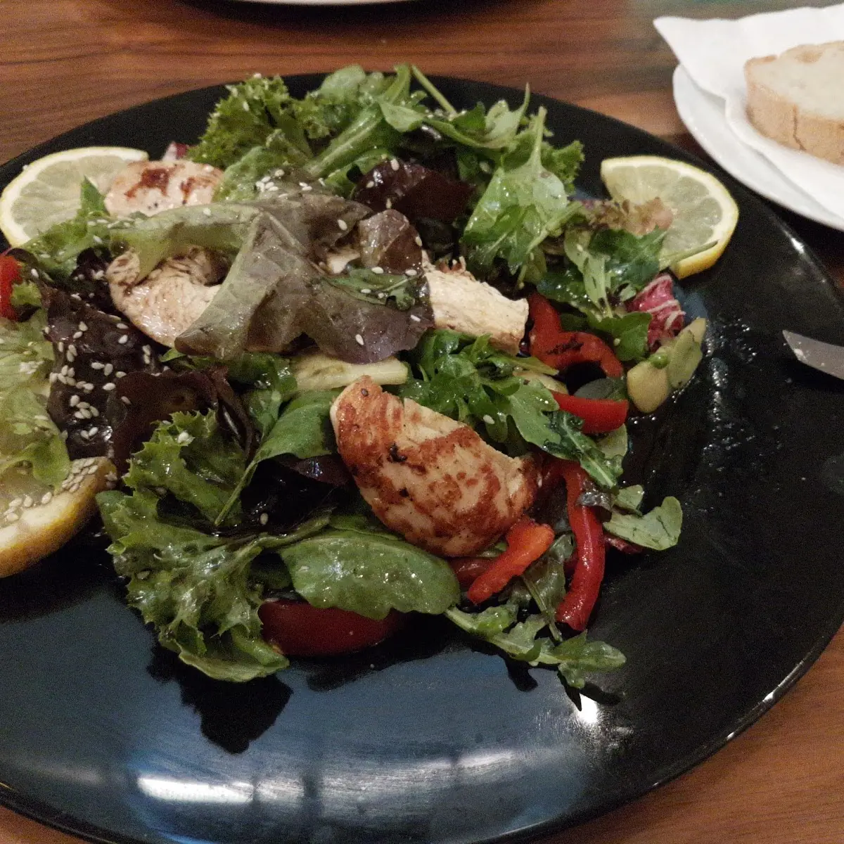Grüner Salat Mit Putenstreifen