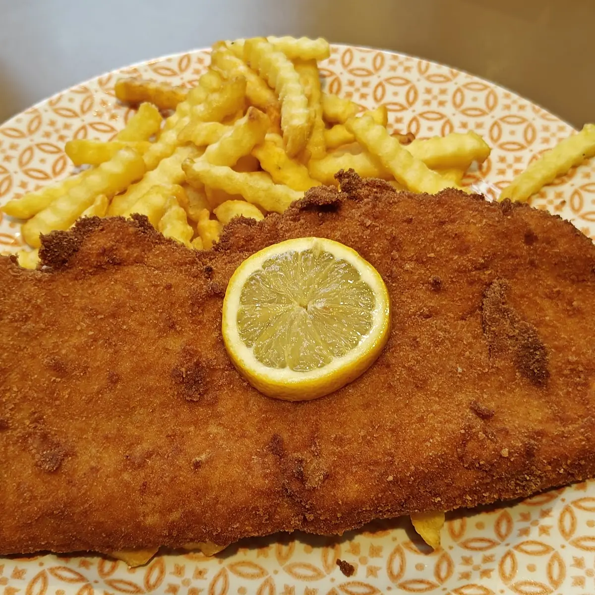 Wiener Schnitzel Und Cordon Bleu Vom Schwein