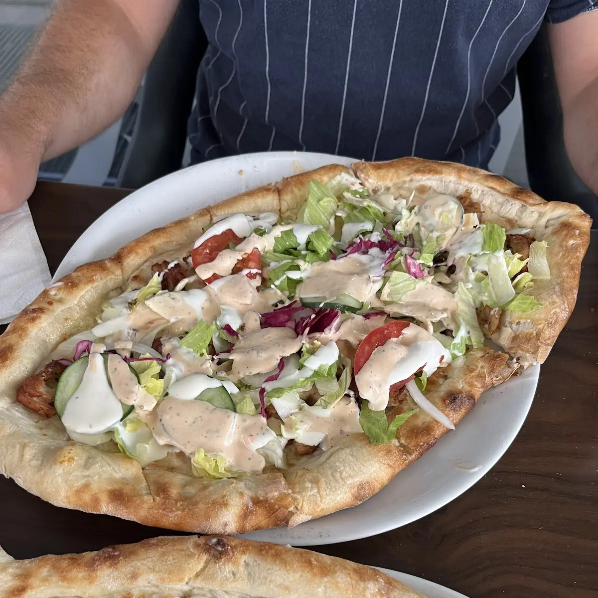 Kebap Pide