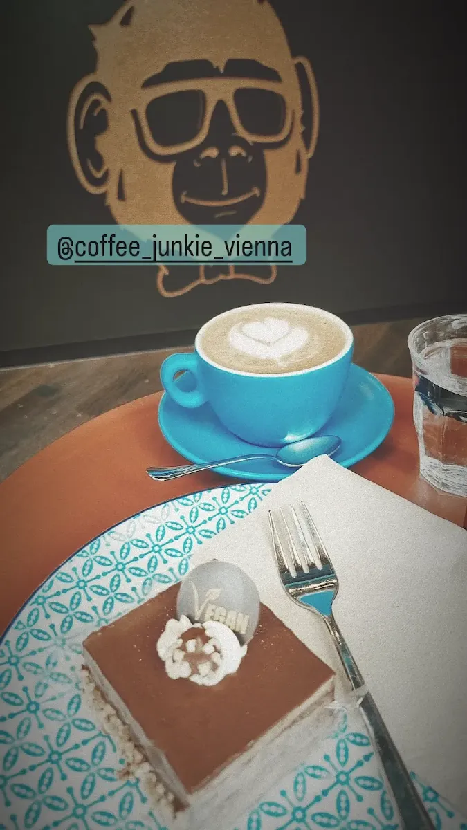 Veganes Mandel Nougat Törtchen Mit Hafermilch Cappuccino
