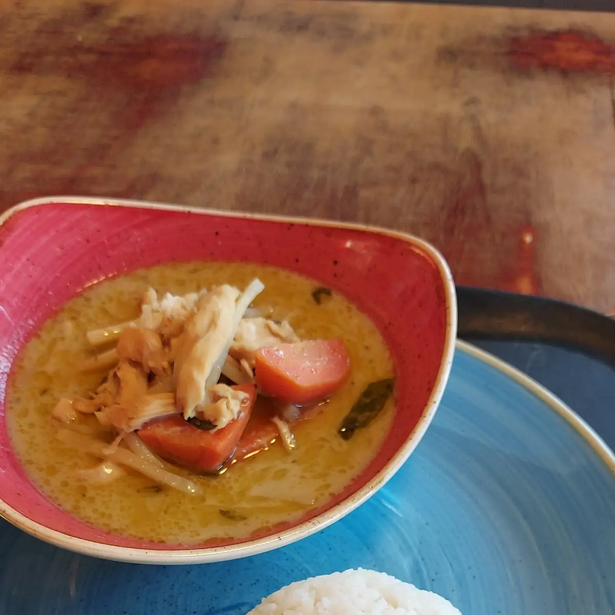 Rotes Curry Huhn