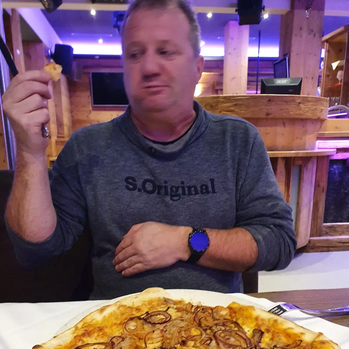 Pizza Tonno