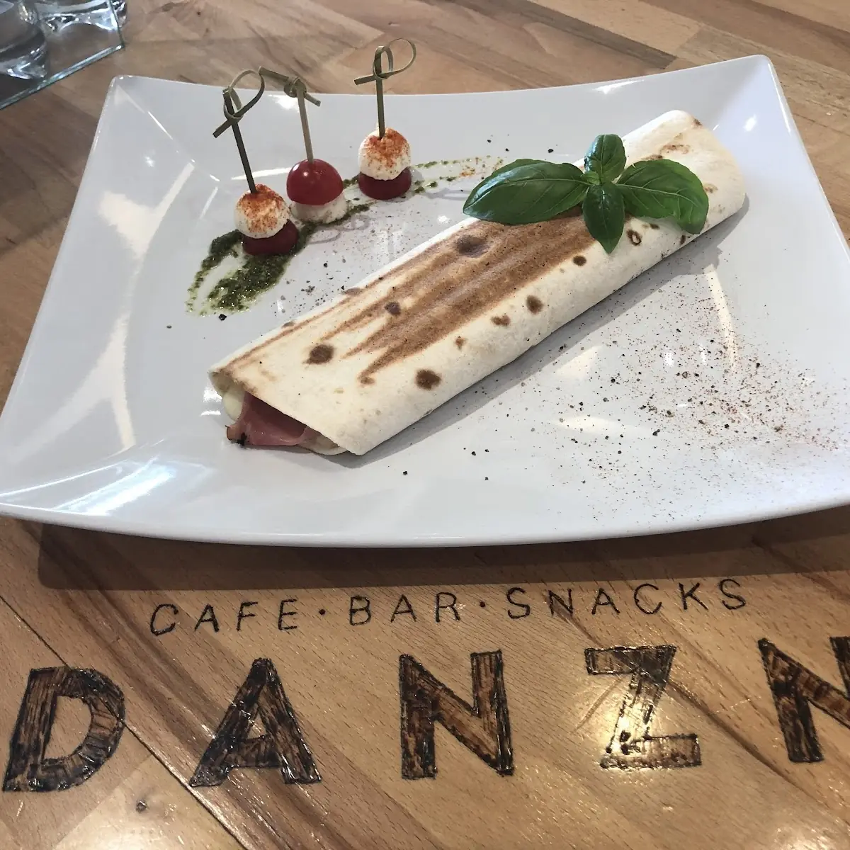 Highlights, Café Danzn
