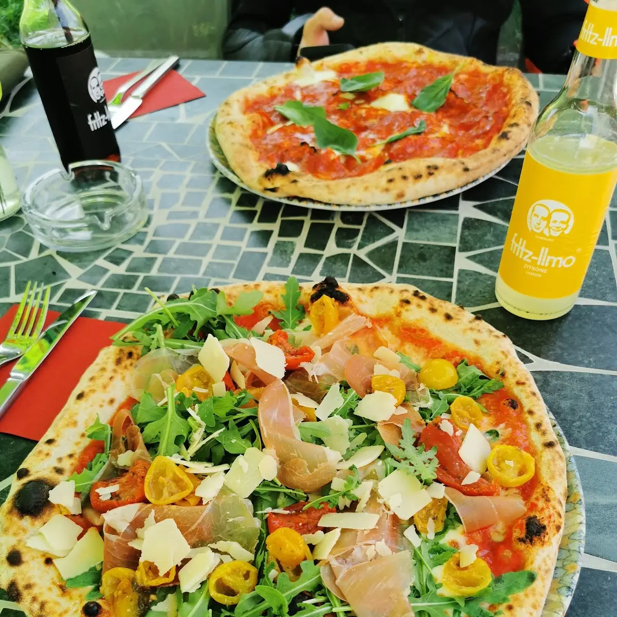 Pizza Amore