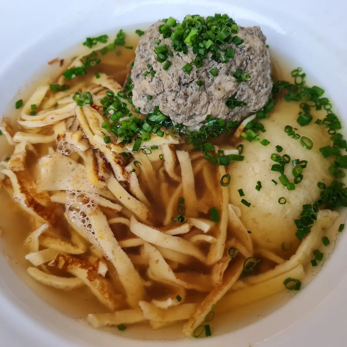 Kärntner Hochzeitsuppe