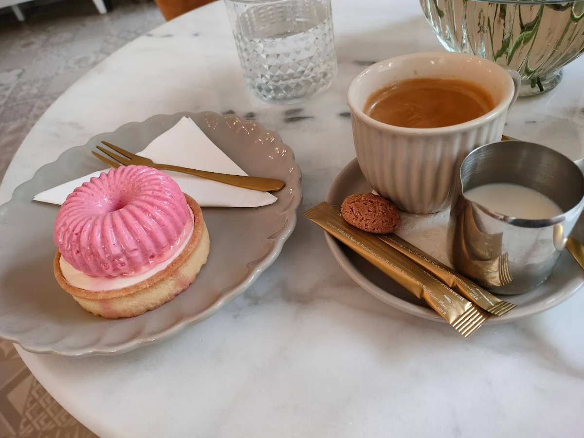 Dirndl-cheesecake-tarte Und Verlängerter