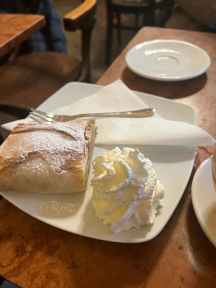 Apple Strudel