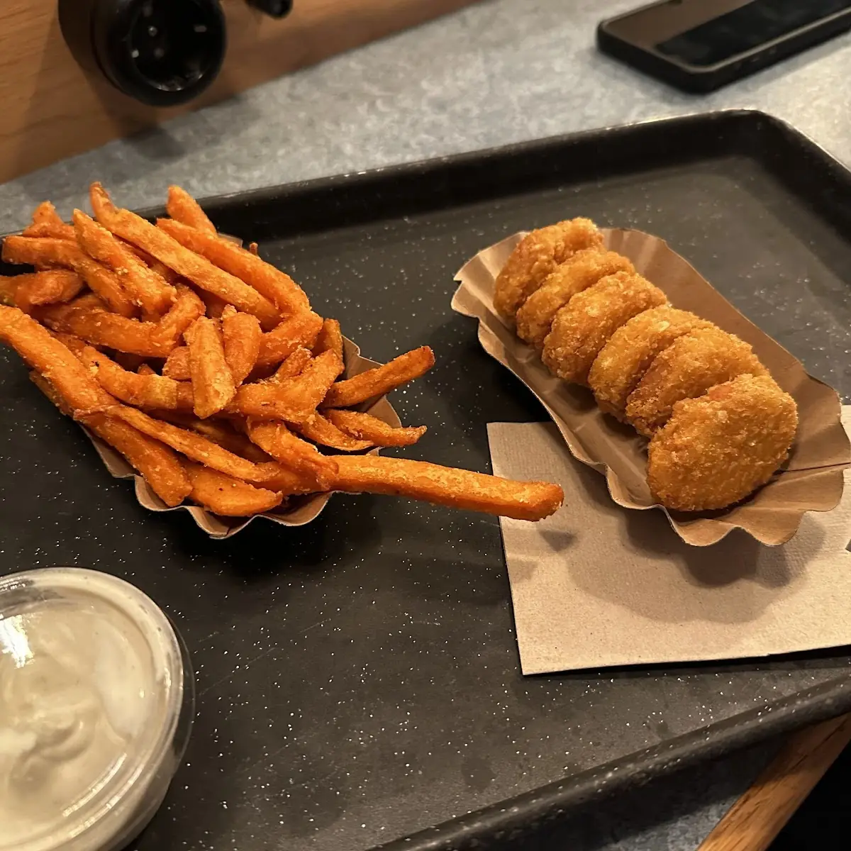 Chick'n Nuggets & Farm Fries
