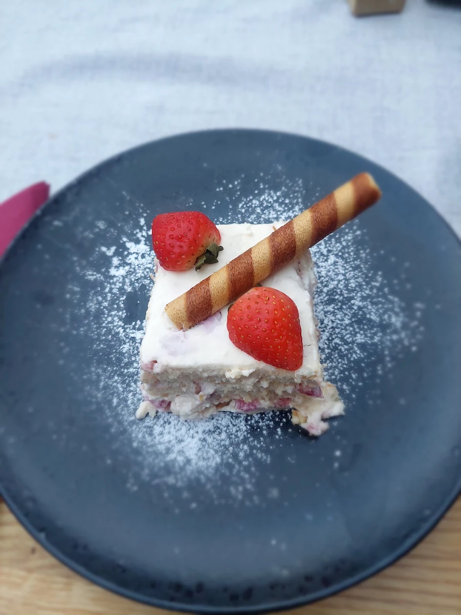 Erdbeer-tiramisu