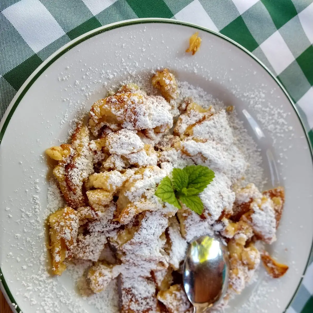 Kaiserschmarrn Frisch Gemacht Nur Auf Vorbestellung