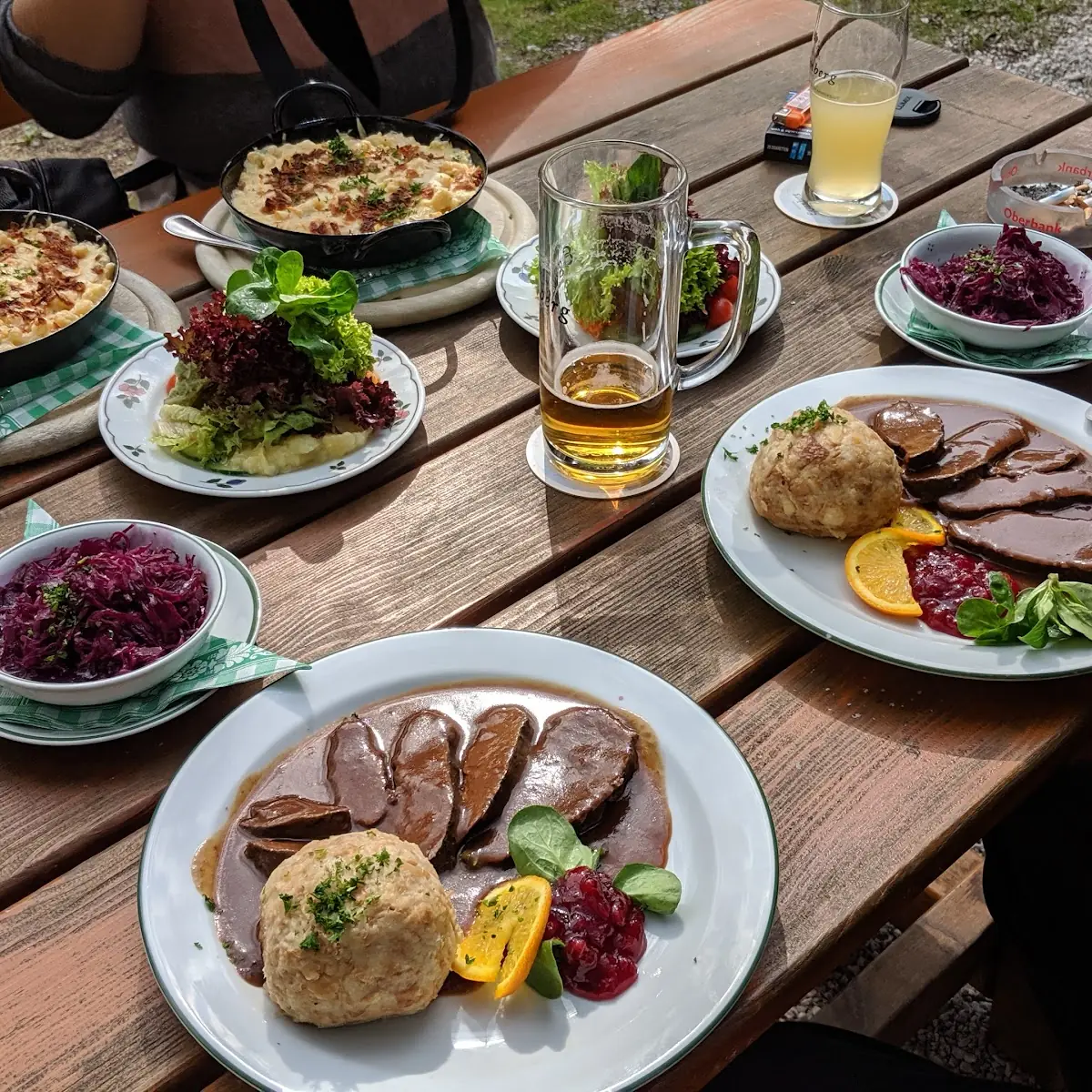 Schweinsbraten Mit Semmelknödel