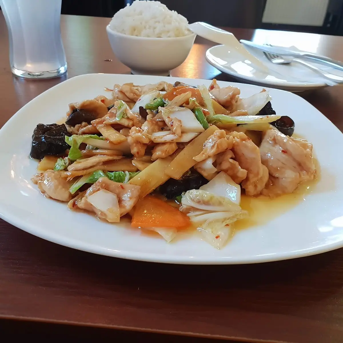 Hühnerfleisch Szechuan