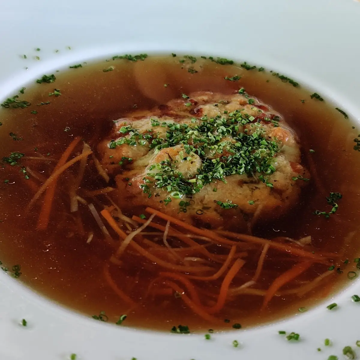 Kaspressknödelsuppe