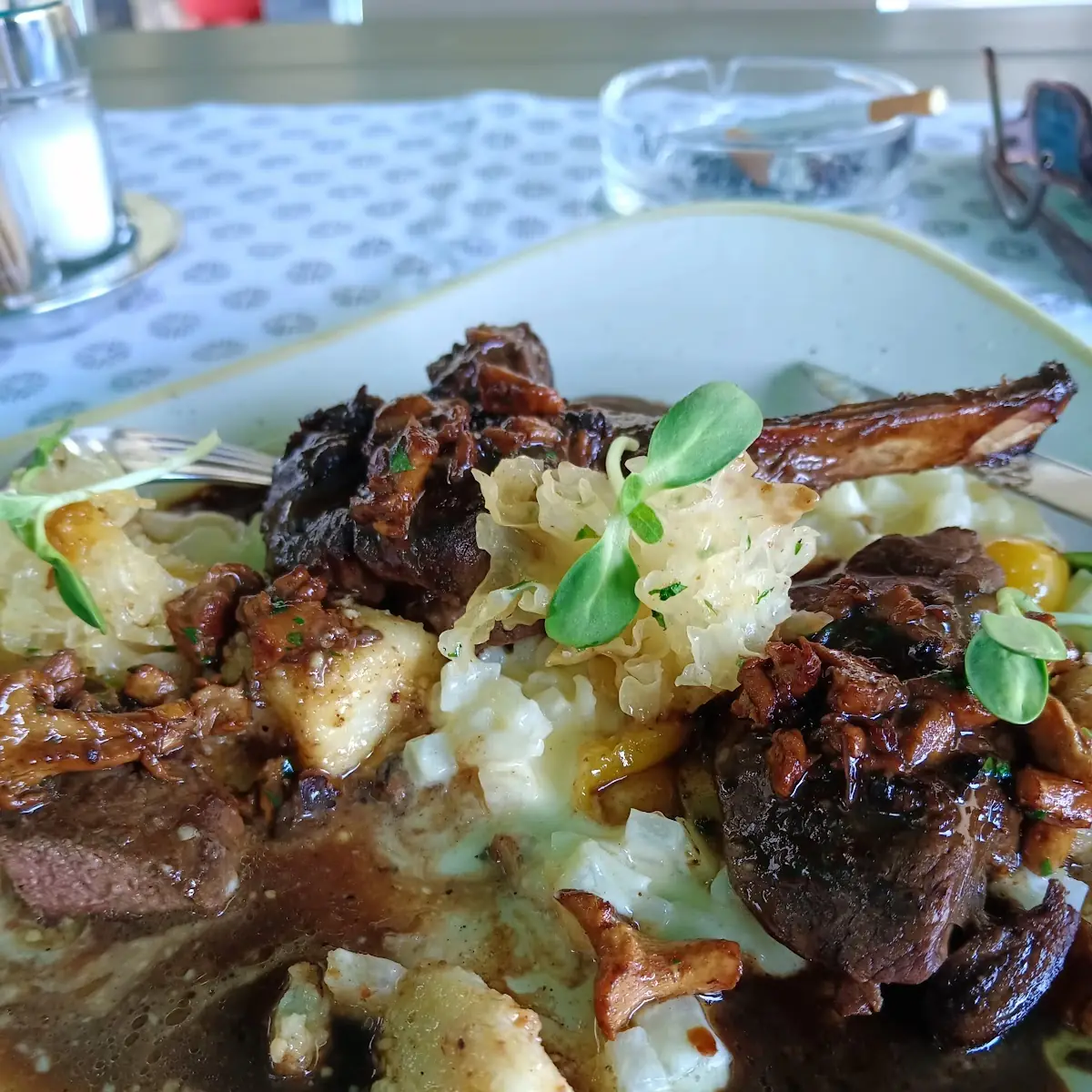 Rücken Vom Hirschkalb Mit Haselnussgnocchi